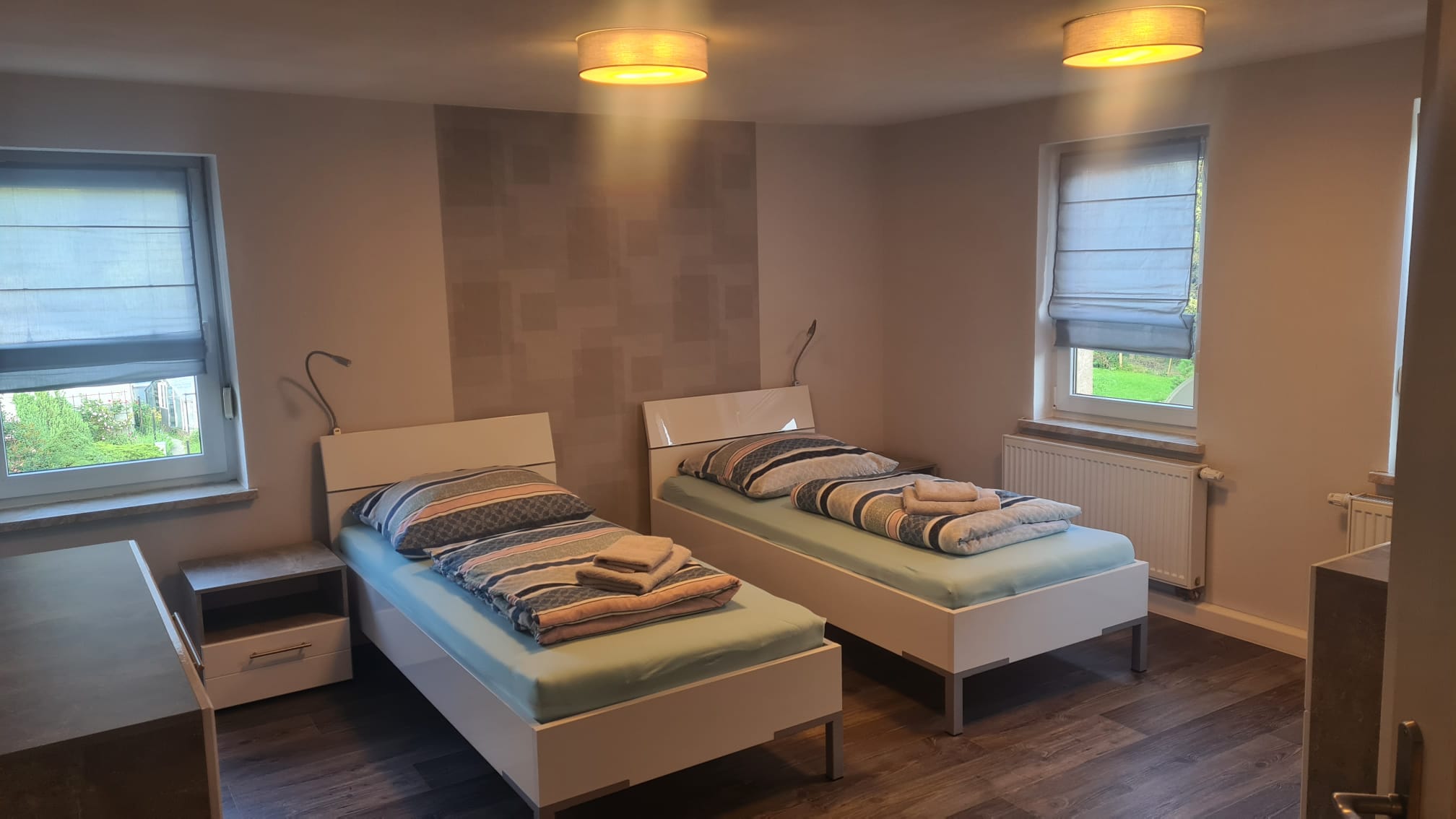 Monteurwohnung - Zimmertyp: Doppelzimmer - Oschatz - Südzimmer Zweibettzimmer - Ferien­wohnung "Betty" am Biberdamm