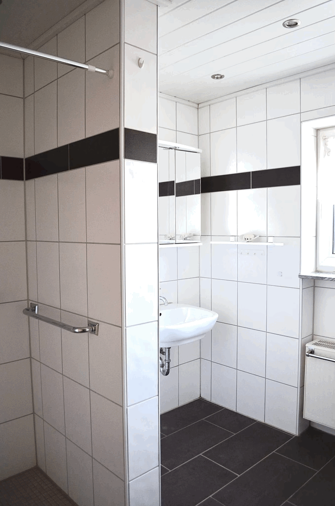 Monteurzimmer: Monteurvermietung Holzhäuer 