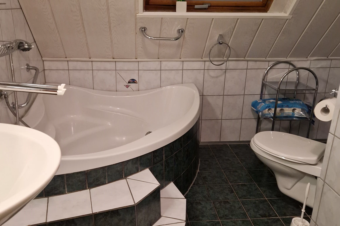 Monteurzimmer: Bad - Wohnung für Monteure bei AB