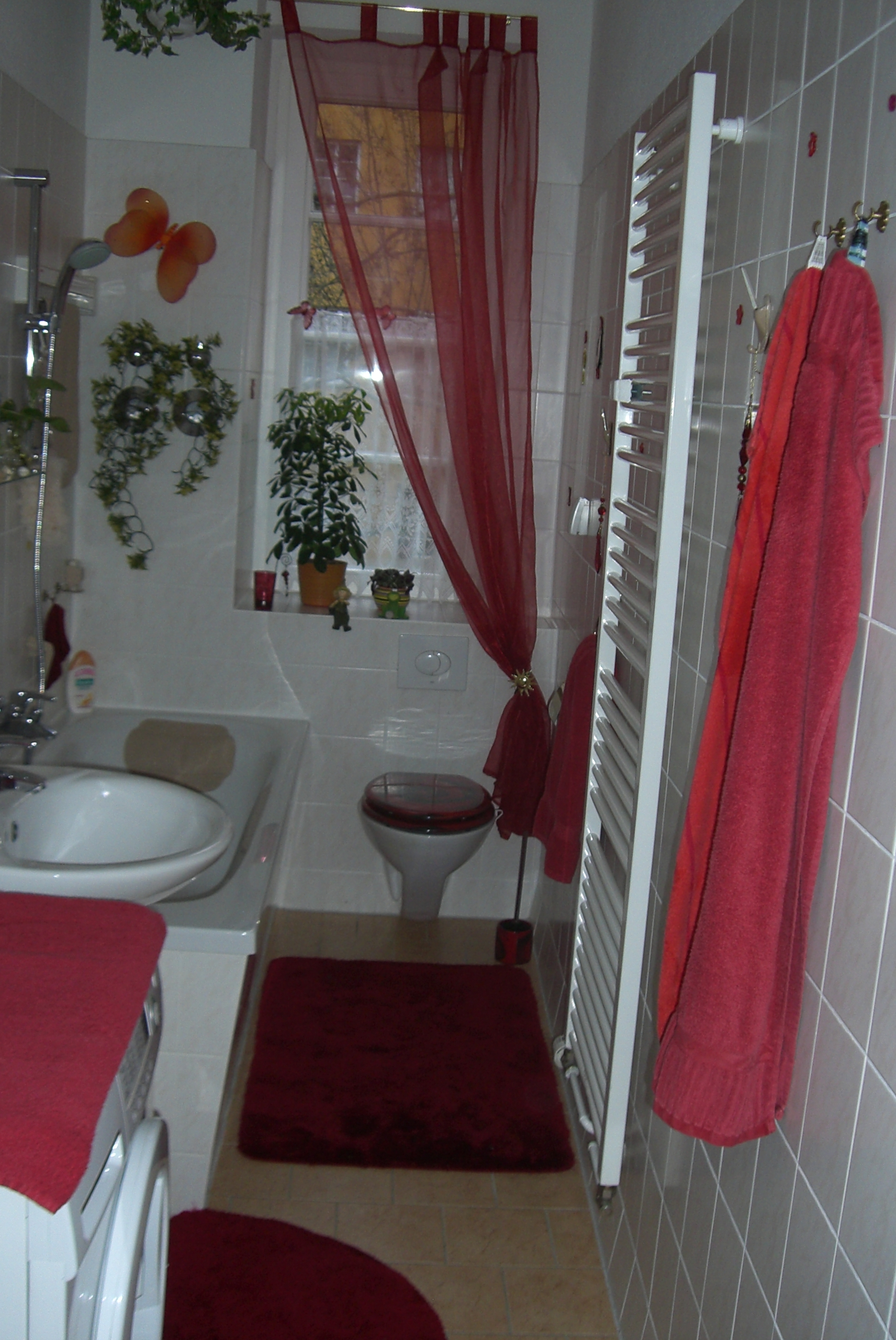 Monteurwohnung - Badezimmer: Gemeinschaftsbad - Berlin-Umland -  Klein aber Fein  !