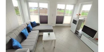 Monteurwohnung - PLZ 89365 (Deutschland) - Wohn- und Esszimmer - Ferienwohung Hanna, 3 Zimmer, Küche, Bad