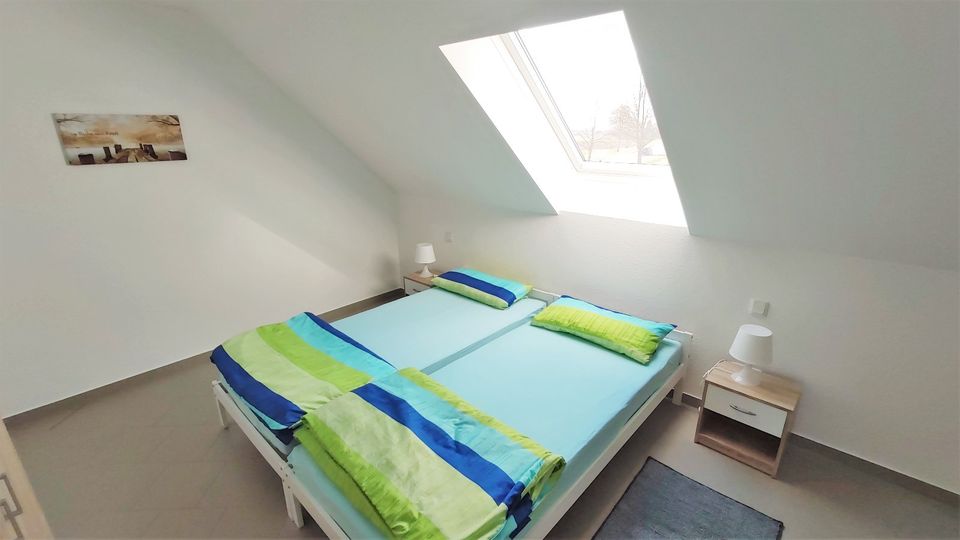 Monteurwohnung - PLZ 89264 (Deutschland) - Schlafzimmer 1 - Ferienwohung Hanna, 3 Zimmer, Küche, Bad