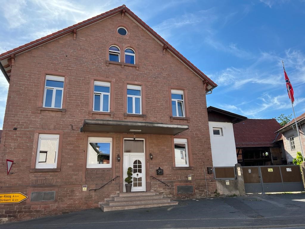 Monteurwohnung - Art der Unterkunft: Gästezimmer - Hessen Süd - Hausansicht - All-inclusive-Wohnen