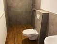 Monteurzimmer: kleines Badezimmer im EG. - Gästezimmer am Rittergut - hier möchte ich wohnen!