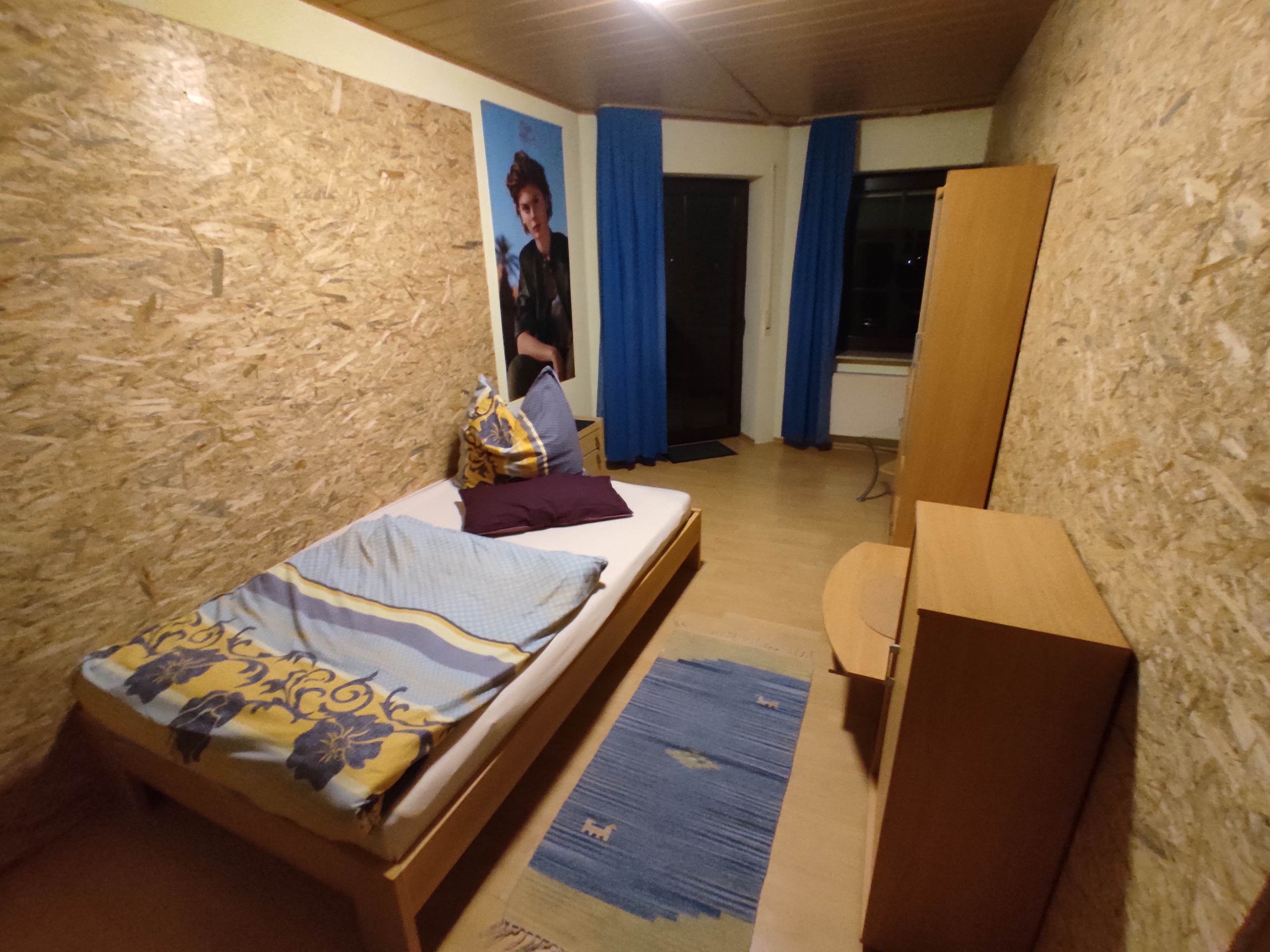 Monteurzimmer: Zimmer 6 - Karl Brand