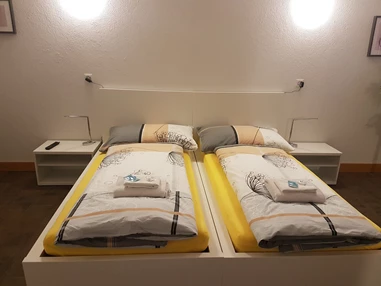 Monteurzimmer: good bed Bettenhausen