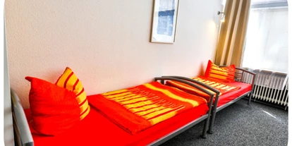 Monteurwohnung - Muggensturm Gaggenau - Zweibettzimmer - Gästehaus und Monteurzimmer Karlsruhe