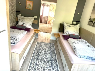 Monteurzimmer: Monteurzimmer und Ferienwohnungen „Monteurglück"