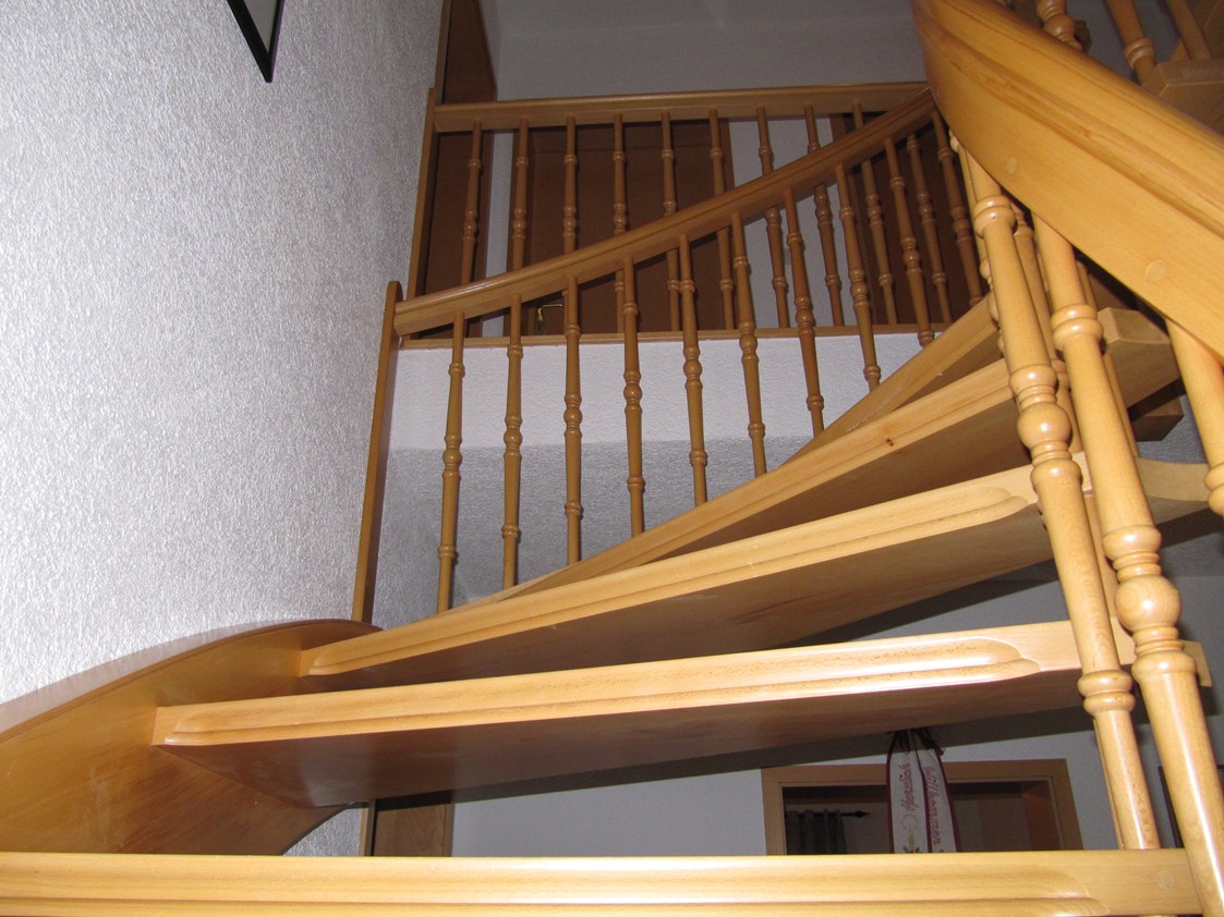 Monteurzimmer: Treppenaufgang - Ferienhaus 