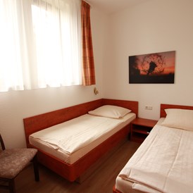 Monteurzimmer: Schlafzimmer in Ferienwohnung - Gästehaus Waldeslust 
