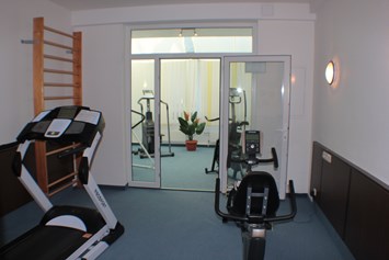 Monteurzimmer: Fitnessbereich im Waldhotel Schäferberg  - Gästehaus Waldeslust 