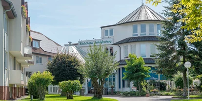 Monteurwohnung - Hannoversch Münden - Waldhotel Schäferberg - hier befinden sich die Rezeption, Restaurants und Freizeiteinrichtungen.
150m Fußweg vom Gästehaus -  auf hoteleigenem Gelände - Gästehaus Waldeslust