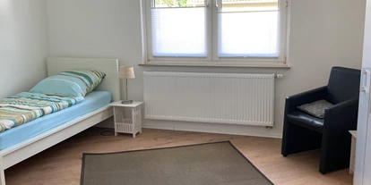 Monteurwohnung - Höhr-Grenzhausen - Schlafzimmer Erdgeschoss  - Monteurzimmer Monteurwohnung