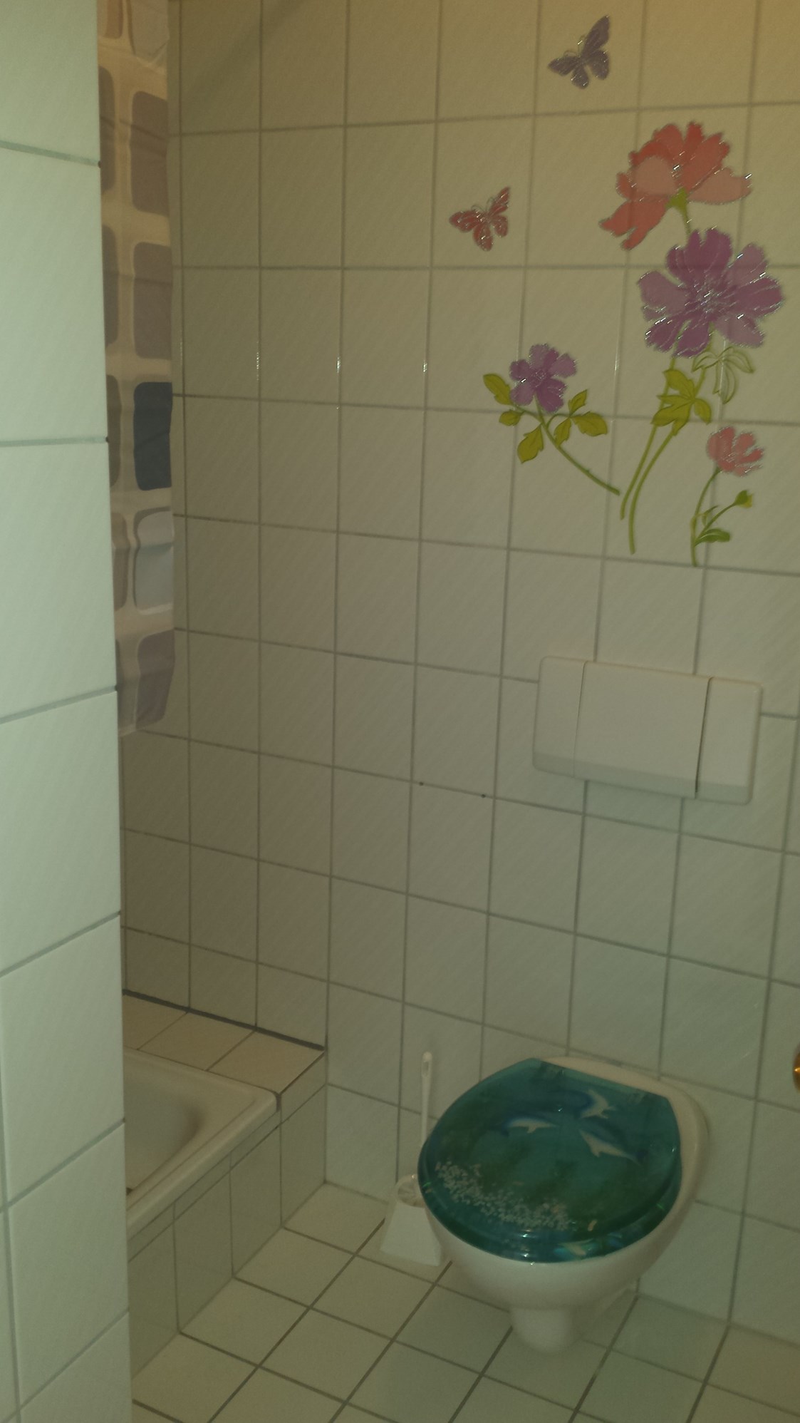 Monteurzimmer: Toilette und Dusche - Yvonne Hoffmann-Maier
