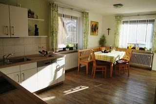 Monteurzimmer: Wohnküche FeWo 1 - Ferienhaus Göbel