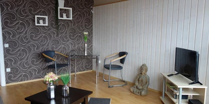 Monteurwohnung - Uslar - Wohnzimmer - Ferienwohnung 110 qm, Monteurzimmer Uslar im Solling Niedersachsen
