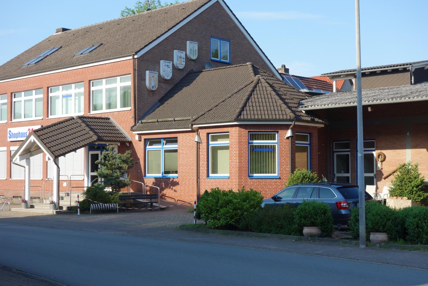 Monteurzimmer: Außenansicht Ferienwohnung Uslar OT Volpriehausen - Ferienwohnung/ Monteurzimmer Uslar