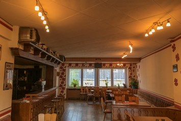 Monteurzimmer: Restaurant für Frühstück und Abendessen - Unterkunft 5km von Kastellaun