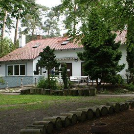 Monteurzimmer: das Waldhaus mit 35 Betten - Schullandheim Schoenwalde