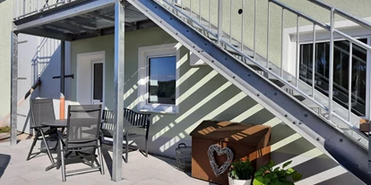 Monteurwohnung - PLZ 89365 (Deutschland) - Terrasse zur Wohnung 2 - Gästehaus Buberl