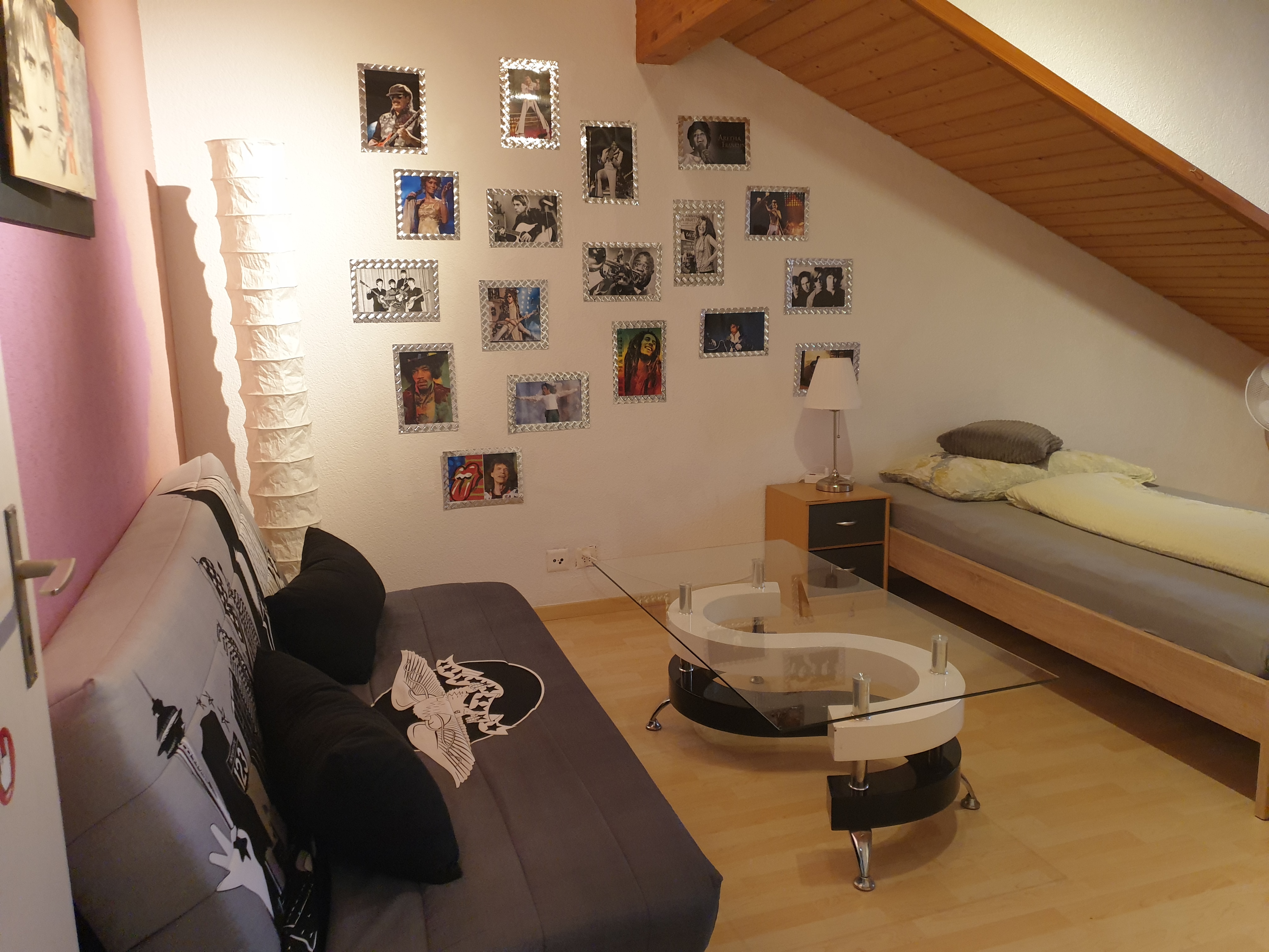 Monteurzimmer: Einzelzimmer Hard Rock Cafe - Guesthouse Claudia