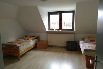 Monteurzimmer: Einzelbetten im Doppelzimmer in Oeversee. - Haus Barderup