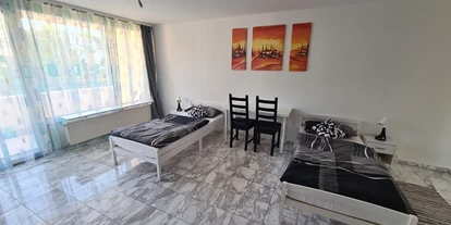 Monteurwohnung - PLZ 71083 (Deutschland) - Zimmer 2 - Monteurwohnung in Sindelfingen,Mindestmietzeit 6 Monate, 17 Euro