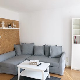 Monteurzimmer: Zentral gelegene Wohnung mit moderner Küche und Terrasse keine Touristen