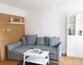 Monteurzimmer: Zentral gelegene Wohnung mit moderner Küche und Terrasse keine Touristen