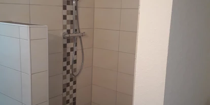 Monteurwohnung - PLZ 31683 (Deutschland) - Dusche - Gästehaus Habrihausen