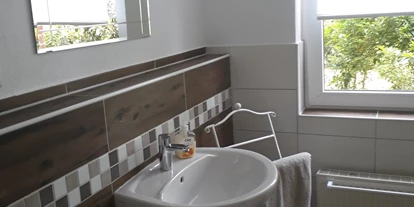 Monteurwohnung - PLZ 31683 (Deutschland) - Badezimmer - Gästehaus Habrihausen