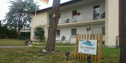 Monteurwohnung - Kaffeemaschine - Bielefeld - Aussenansicht - City Pension Bünde