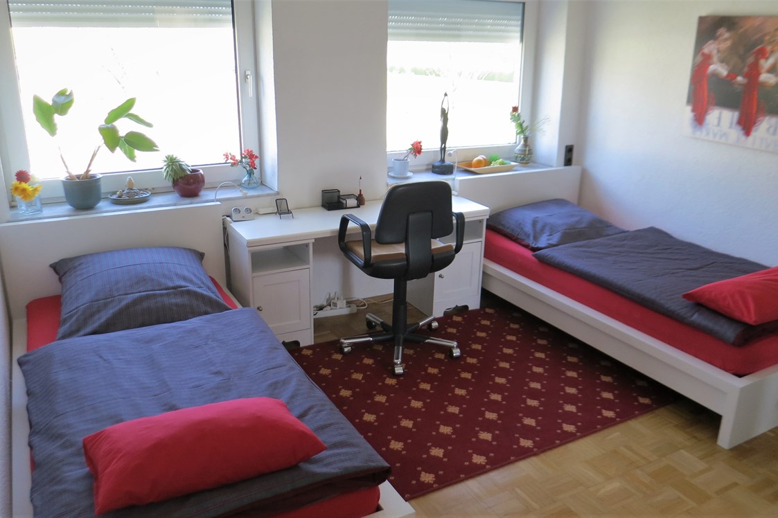 Monteurzimmer: Doppelbettzimmer - Düssel-Wohnung