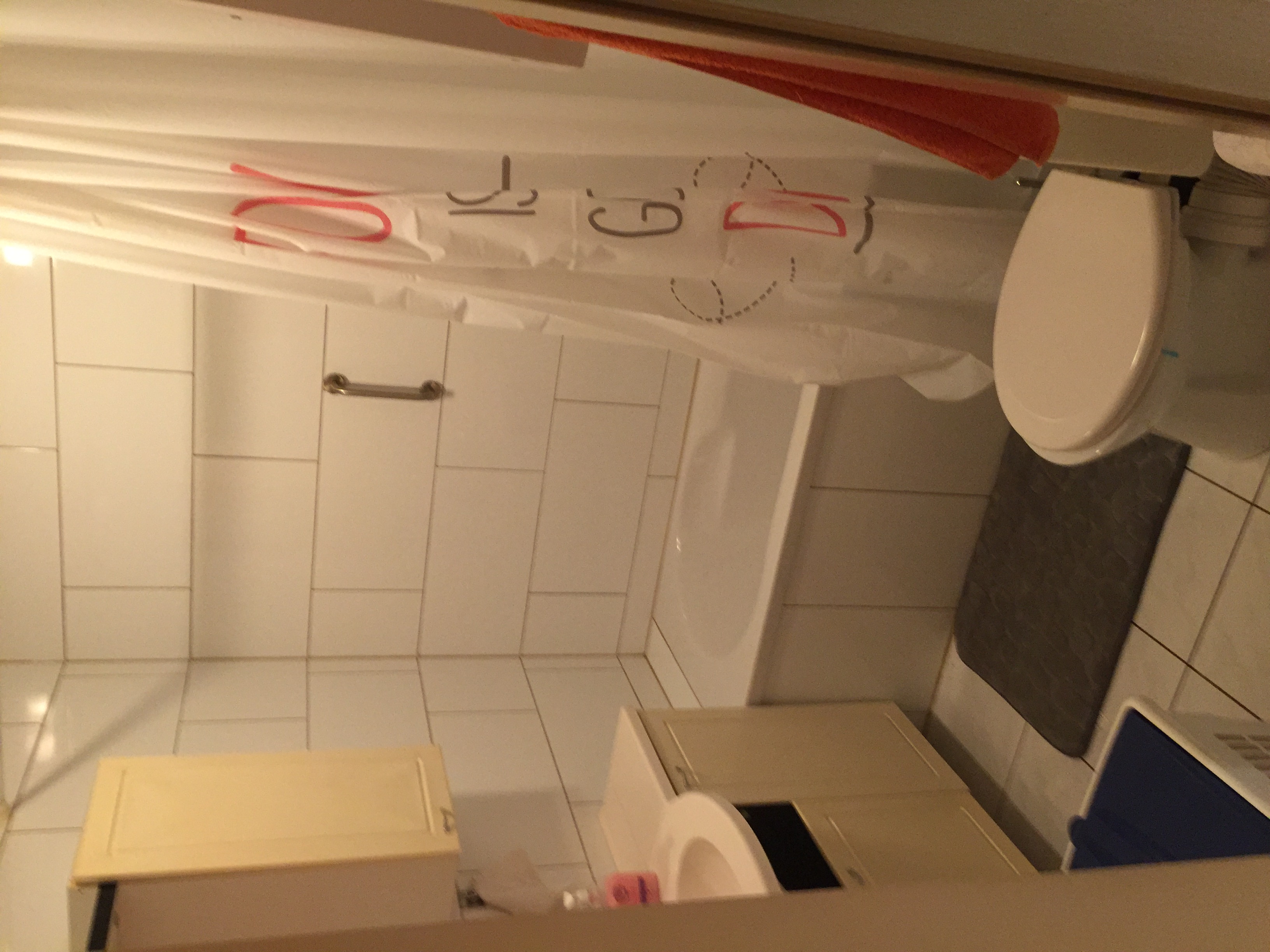 Monteurzimmer: Bad - Miller & Ihrig Immobilien