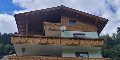 Monteurwohnung - Parkplatz: eigener Parkplatz vorhanden - Tiroler Oberland - Haus Bellevue