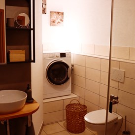 Monteurzimmer: Badezimmer - Talwohnungen (🏠 3 Wohnungen für je max 3Personen)