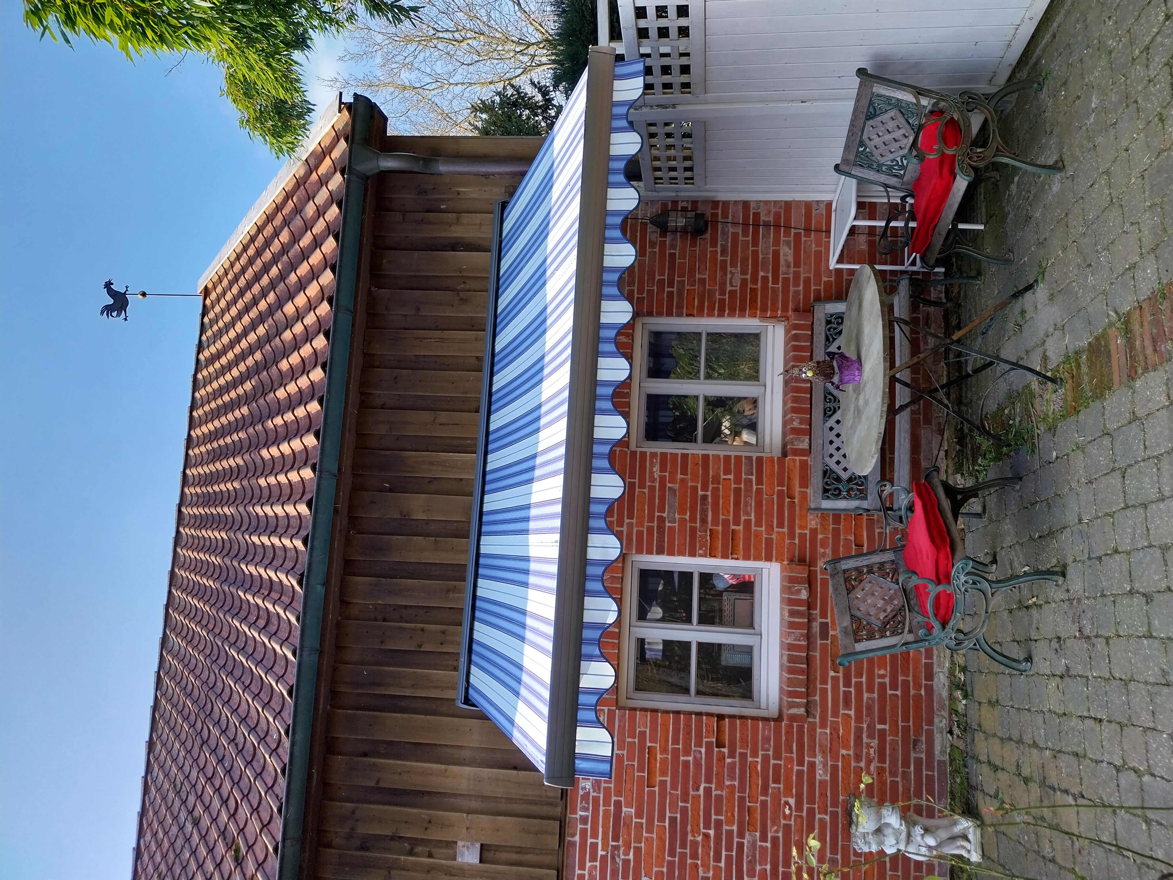 Monteurwohnung - Kaffeemaschine - Wilhelmshaven - Außenansicht - Landhaus Vreburg Nordenham Katrin und Thorsten Steiner