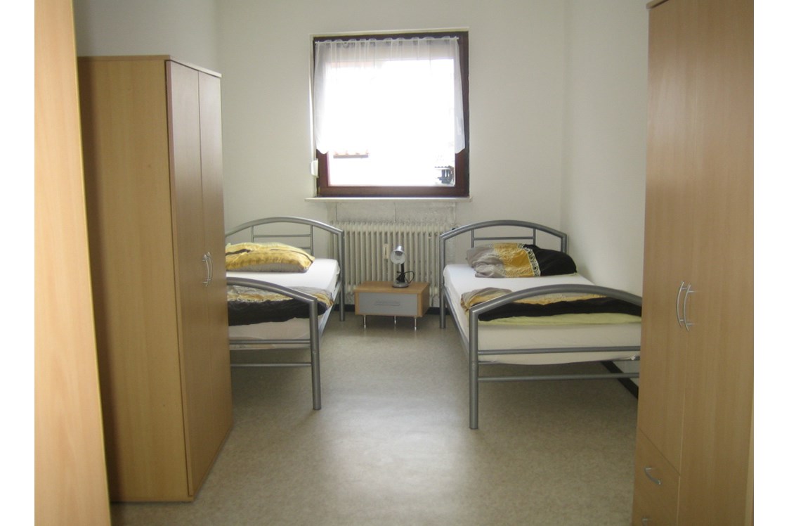 Monteurzimmer: Pension zum weißen Lamm in Ludwigshafen - 150 Betten (Hotel - Pension - Wohnungen) im Raum Ludwigshafen