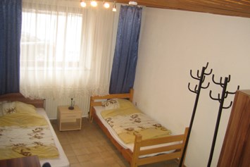 Monteurzimmer: Wohnungen für 150 Monteure - 150 Betten (Hotel - Pension - Wohnungen) im Raum Ludwigshafen
