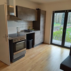 Monteurzimmer: Küche mit Esszimmer und Wohnzimmer - Graz 1 Andritzer Reichsstraße (4 Personen)