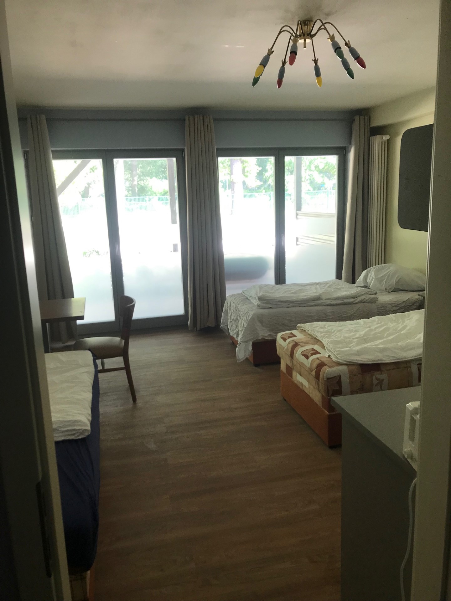 Monteurwohnung - Badezimmer: Gemeinschaftsbad - Berlin-Umland - Hochwertige Monteurwohnungen in 15366 Hoppegarten 