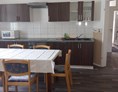 Monteurzimmer: Die Küche ist komplett ausgestattet.  - Zimmervermietung-Gotha - Wohnen wie Zuhause
