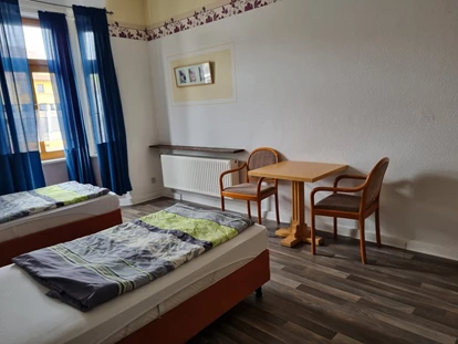 Monteurwohnung - Bettwäsche: Bettwäsche gegen Gebühr - Deutschland - Zimmervermietung-Gotha - Wohnen wie Zuhause