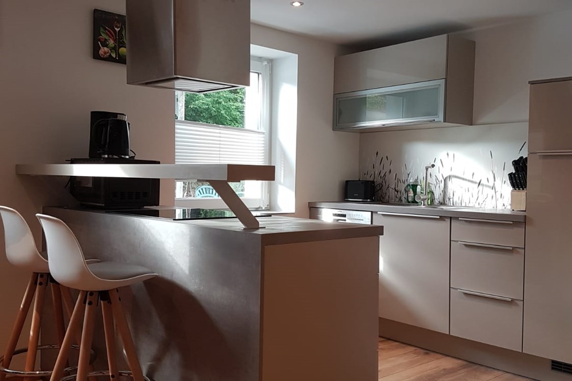 Monteurzimmer: Vollausgestattete Küche - auszeit appartements & rooms