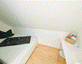 Monteurzimmer: Schlafnische im Wohnzimmer mit Schreibtisch - Apartment/Zimmer Haus Dragl bei Augsburg