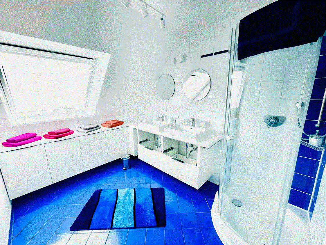 Monteurzimmer: Bad, 2 Waschplätze, Dusche - Apartment/Zimmer Haus Dragl in 86316 Friedberg/Derching bei Augsburg