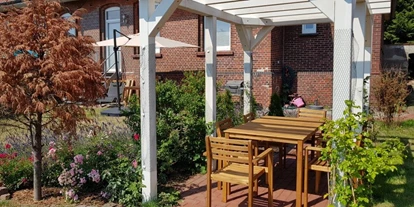 Monteurwohnung - Balkon - Deutschland - Der großzügige Garten - Bremerhaven Monteurzimmer