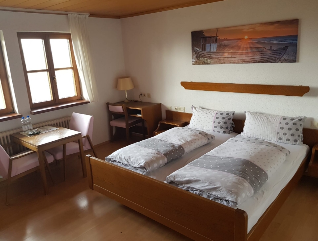 Monteurzimmer: Pension Rose Monteurzimmer mit Küche