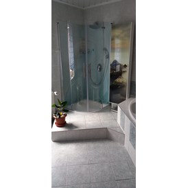 Monteurzimmer: Badezimmer  - Ferienwohnung im Südharz am Kyffhäusergebirge