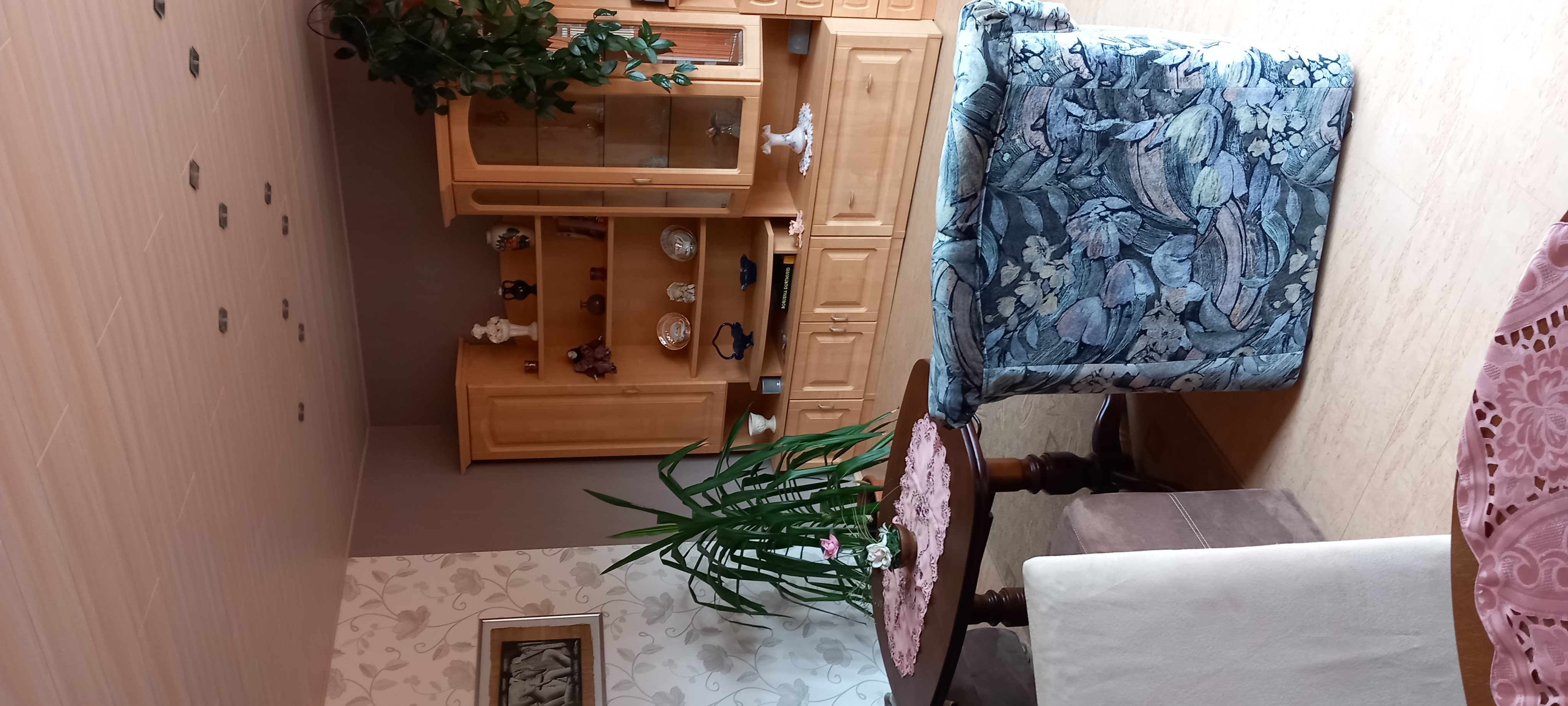Monteurzimmer: Wohnzimmer  - Ferienwohnung im Südharz am Kyffhäusergebirge